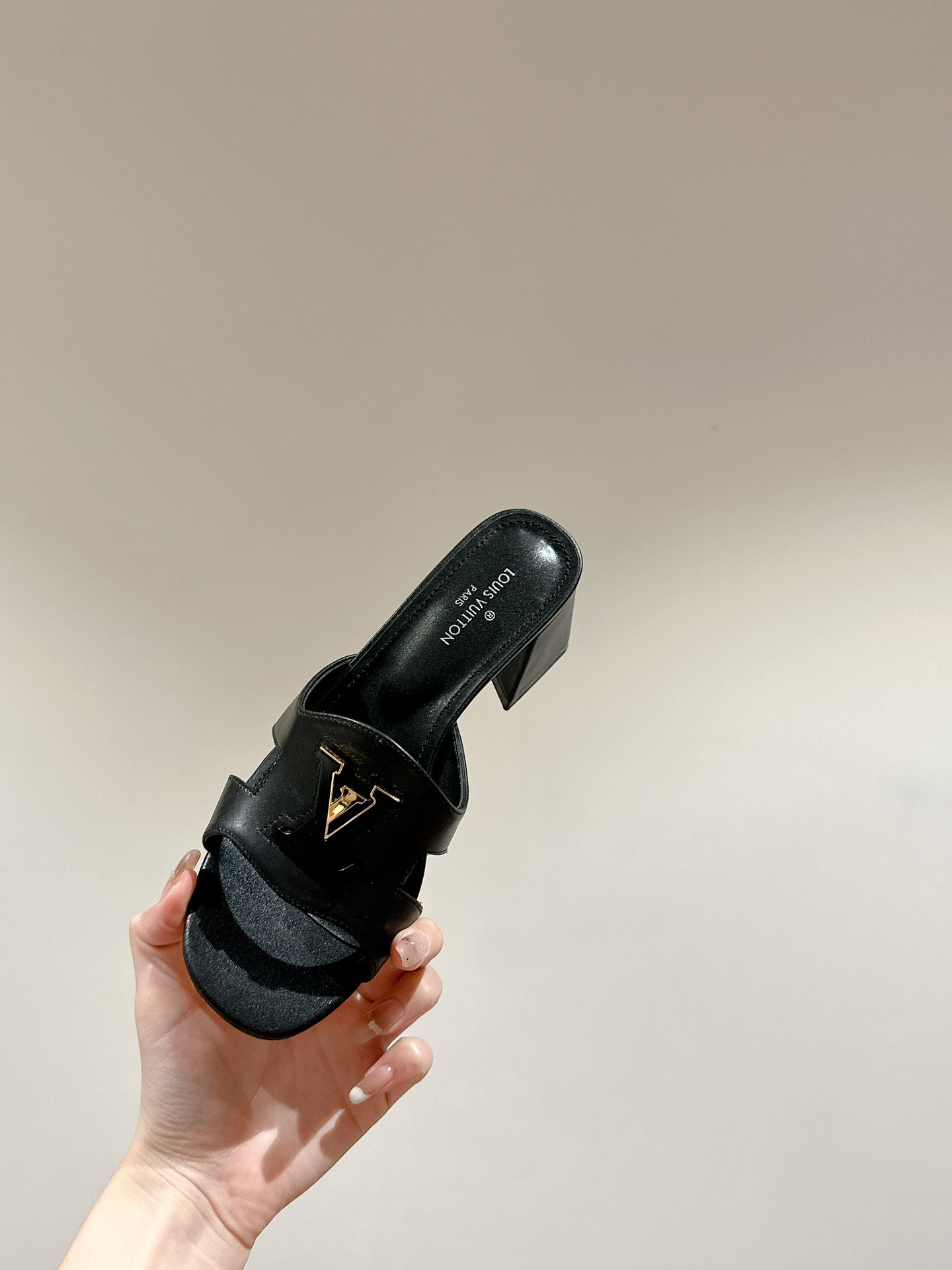 UA LV Heeled Mule