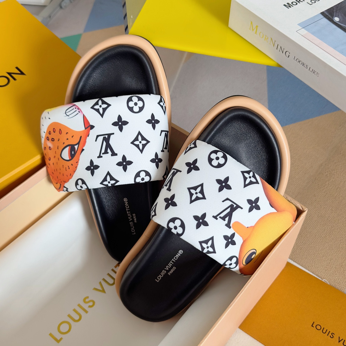 LV Pool Pillow Flat Comfort Mule