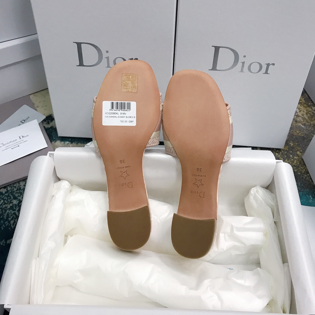 ua D*or dway heeled slide