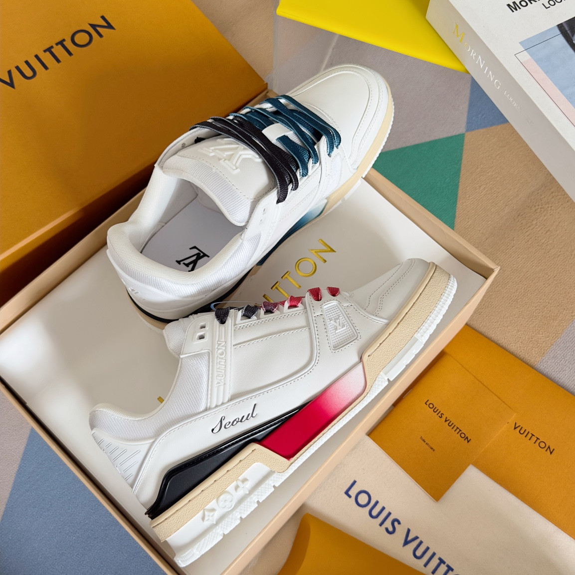 UA LV Trainer Sneaker