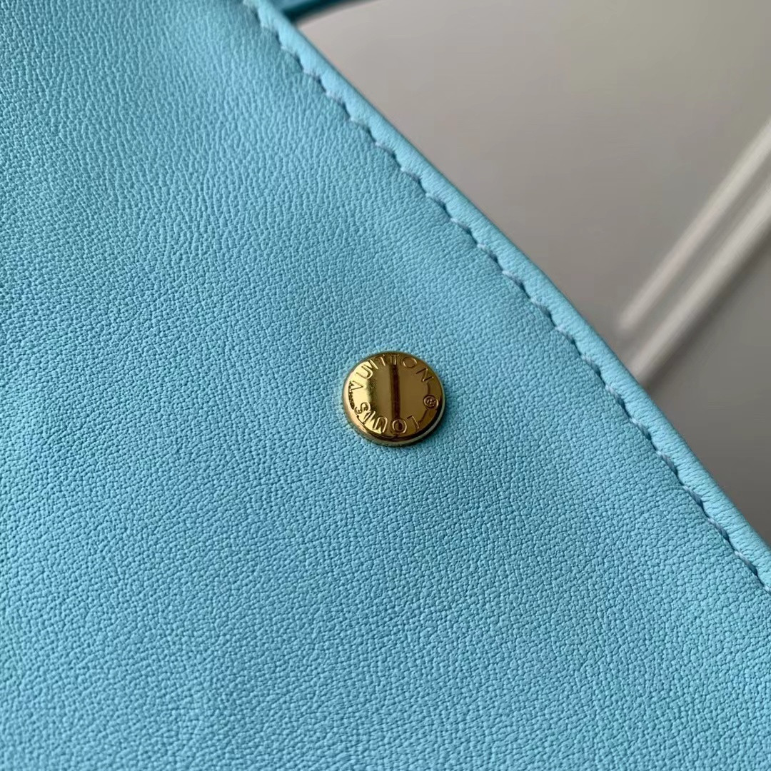 LV Atlantis BB M11387 17x17x7CM