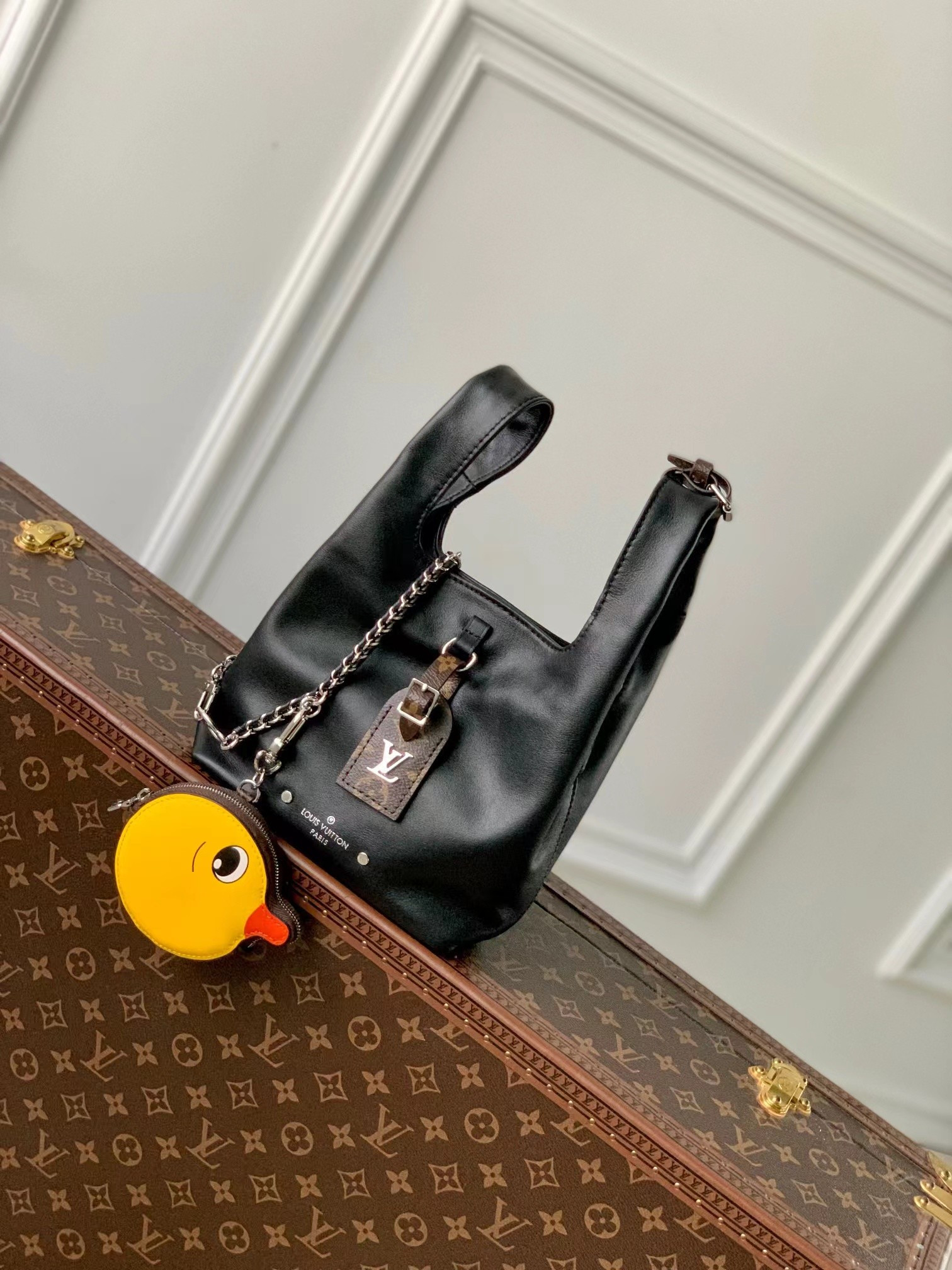 LV Atlantis BB M113871 17x17x7CM