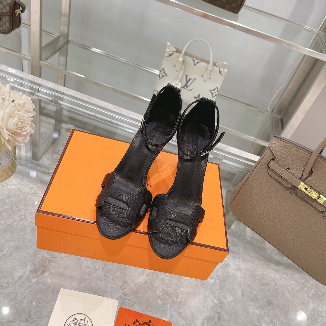 UA Hermès Heeled Sandal