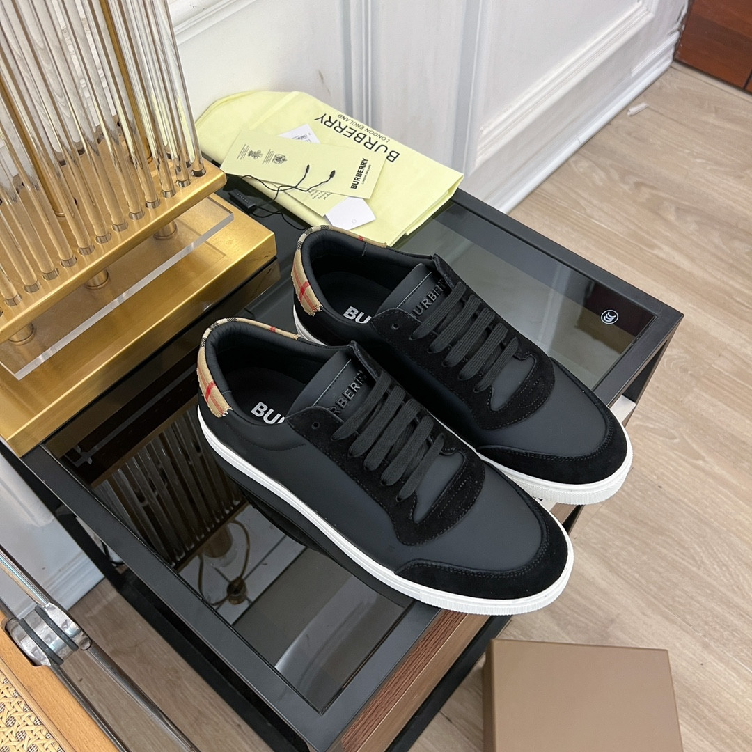 ua B**rry sneakers