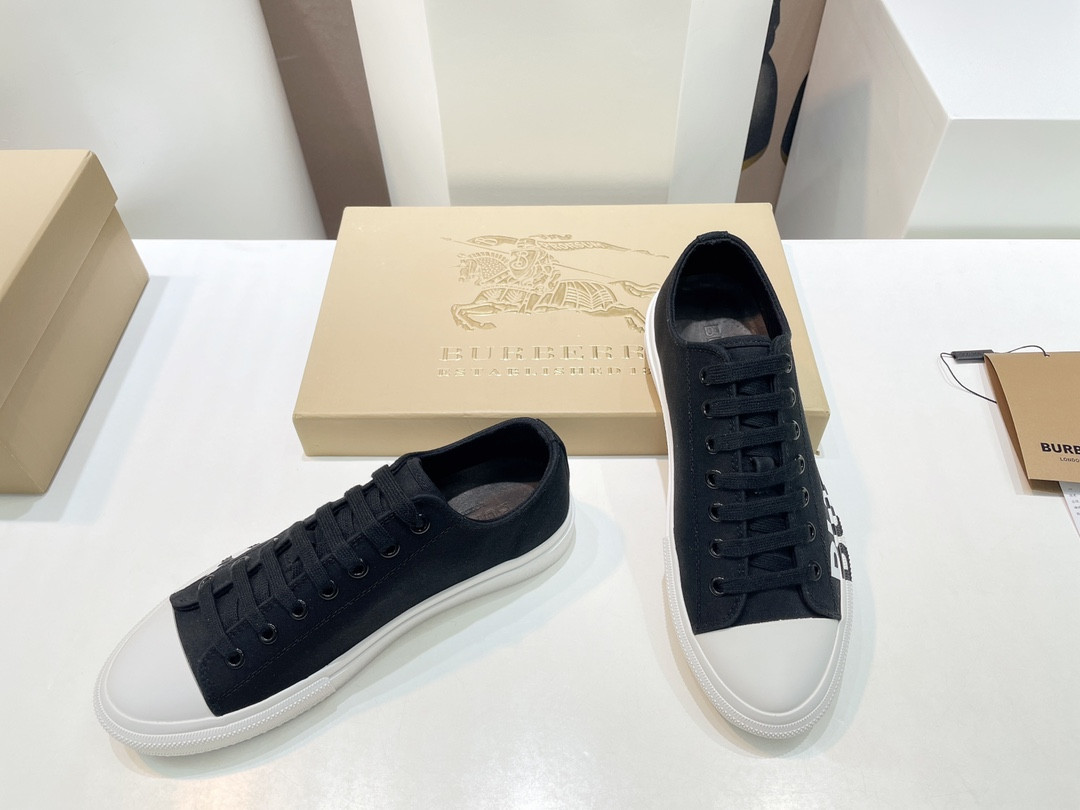 ua B**rry sneakers