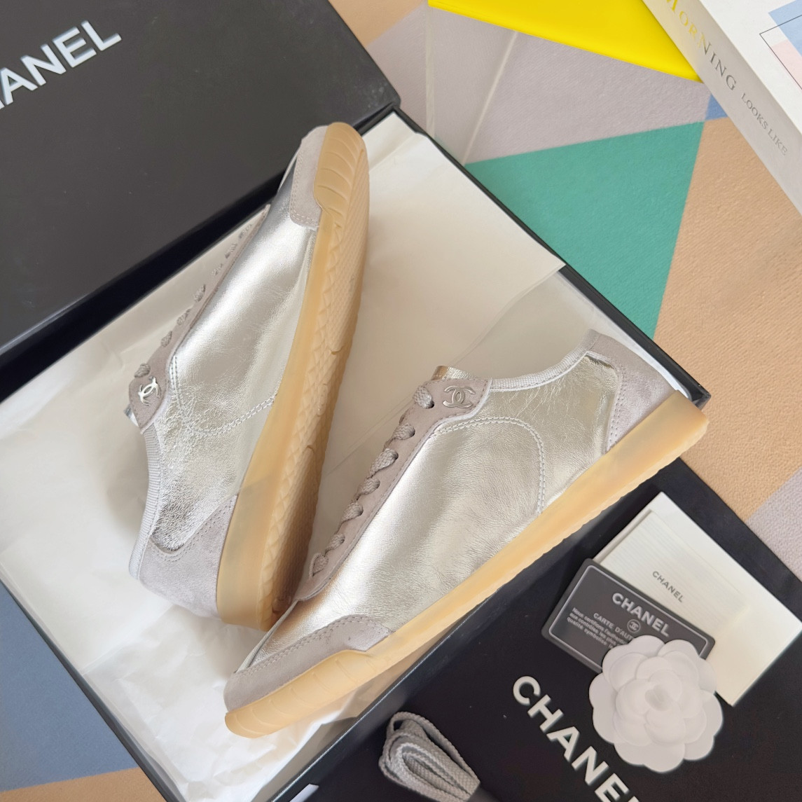 ua Ch*el sneaker
