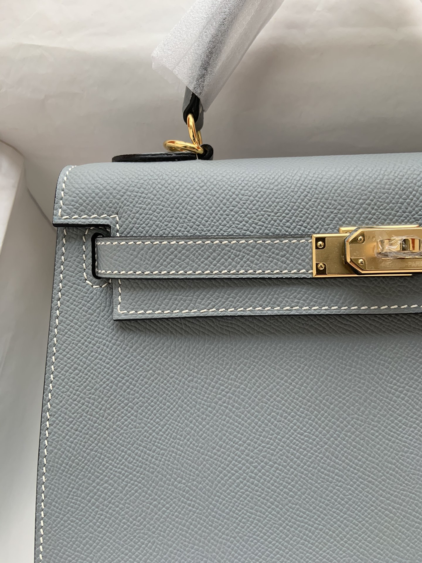 HERMÈS Kelly Gold-tone Hardware 25 28