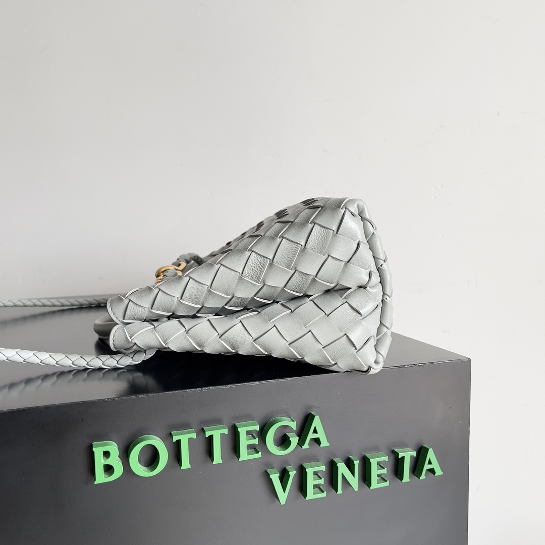 bo*te*ga Ve*ne*ta east-west andiamo 29x10x18cm