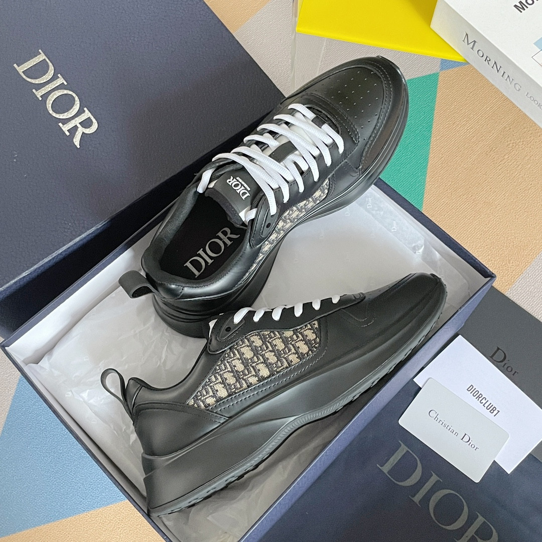 ua D*or b25 runner sneaker