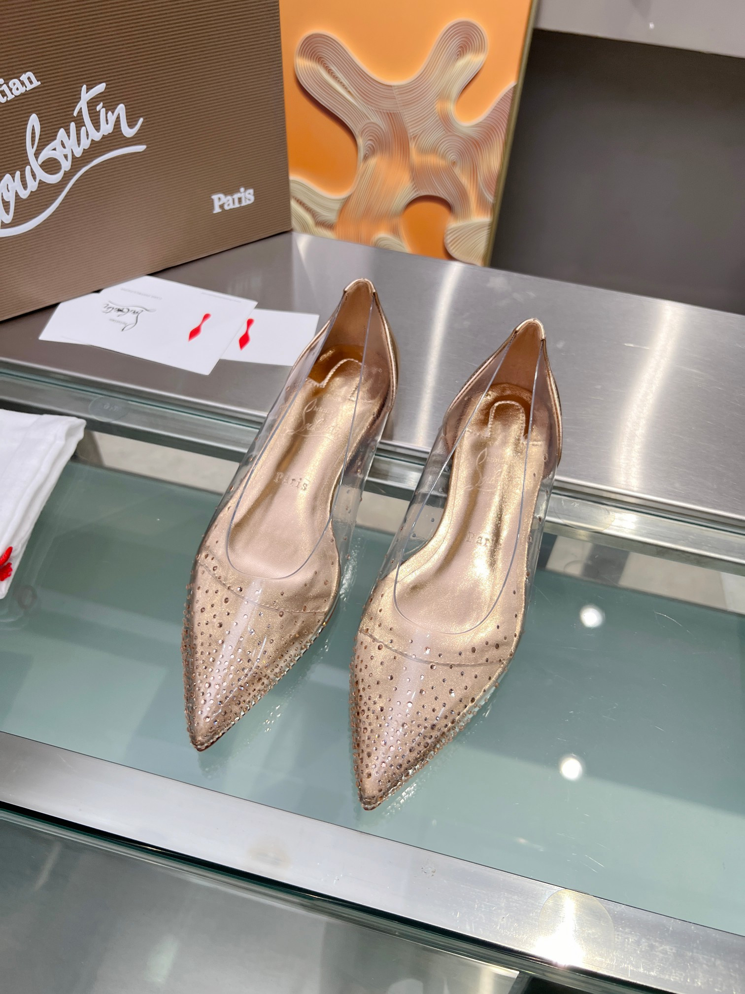 ua Ch**an louboutin cl red-bottom shoes