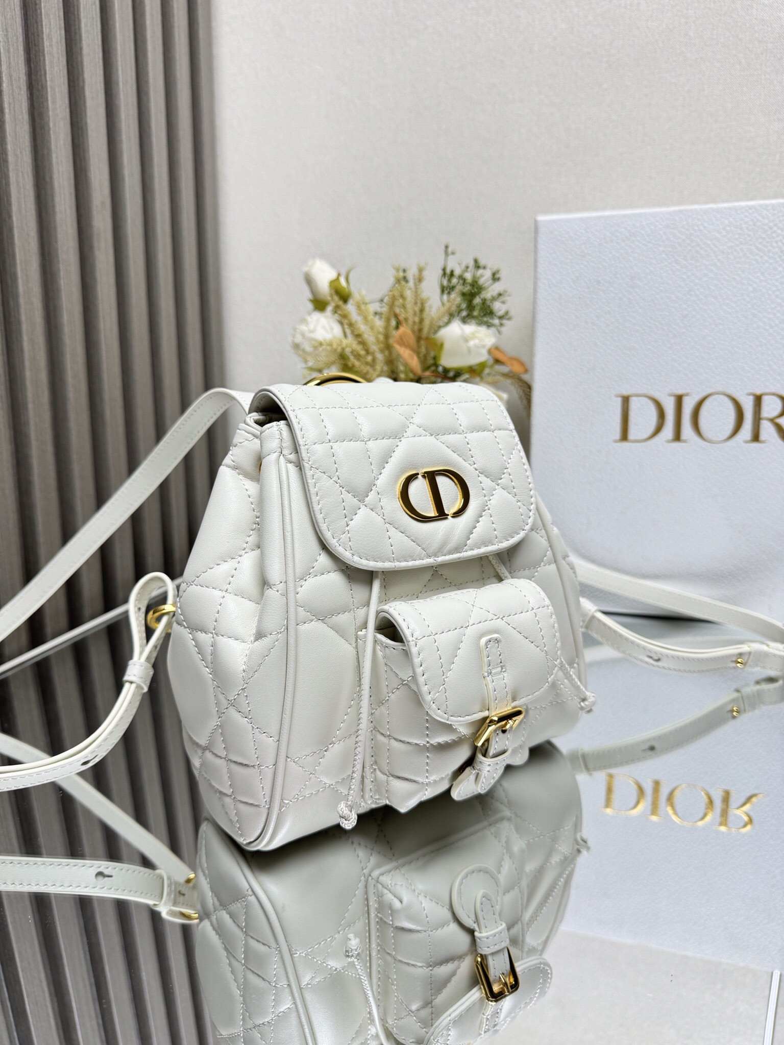 D*or caro backpack small 19.5 x 18.5 x 8.5 cm