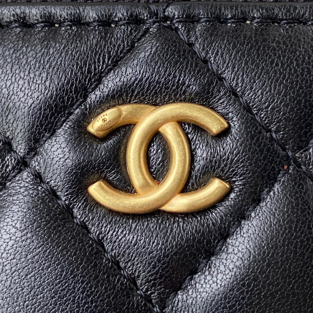 Ch*el mini box bag