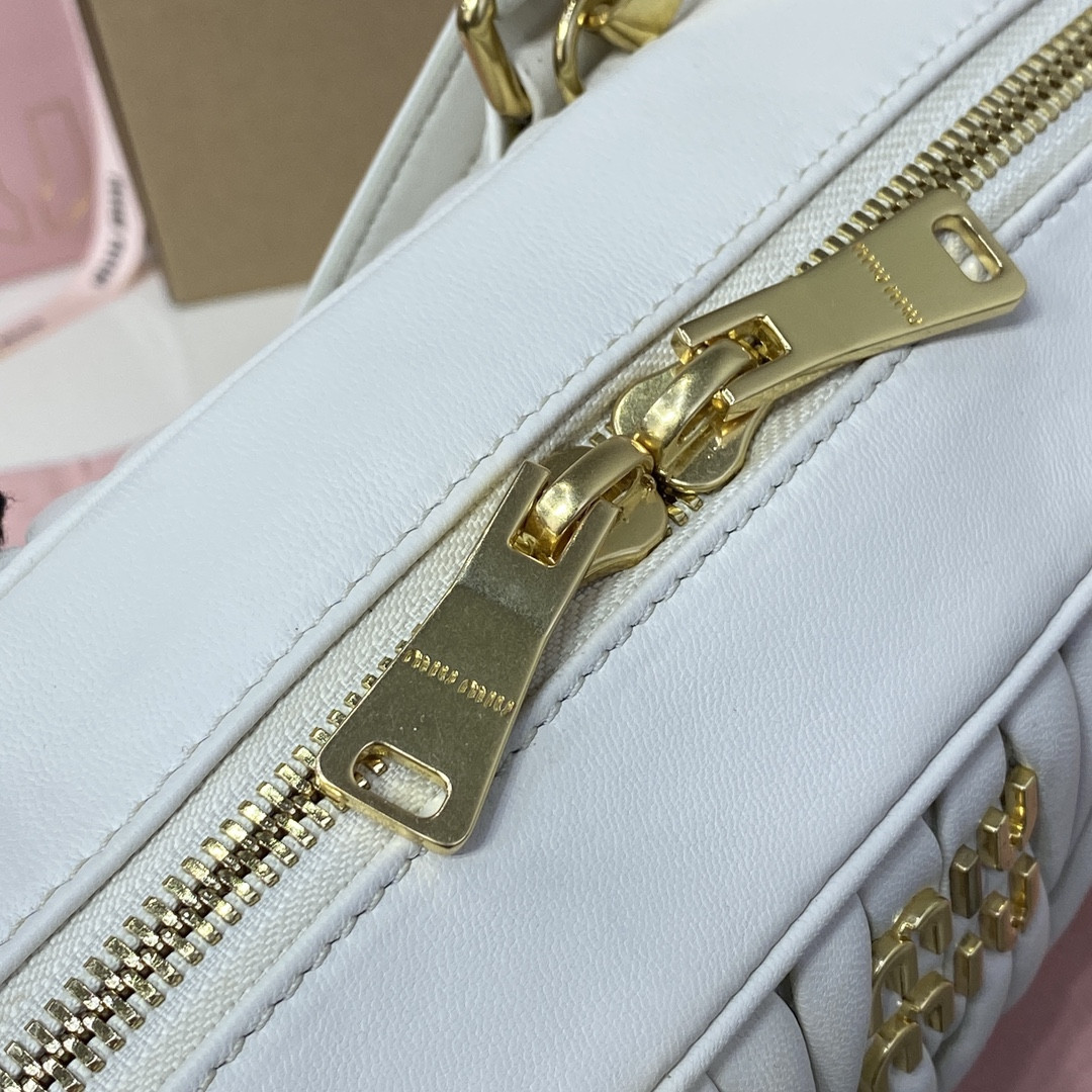 Miu Miu Arcadie matelassé nappa leather bag 12x27x9cm