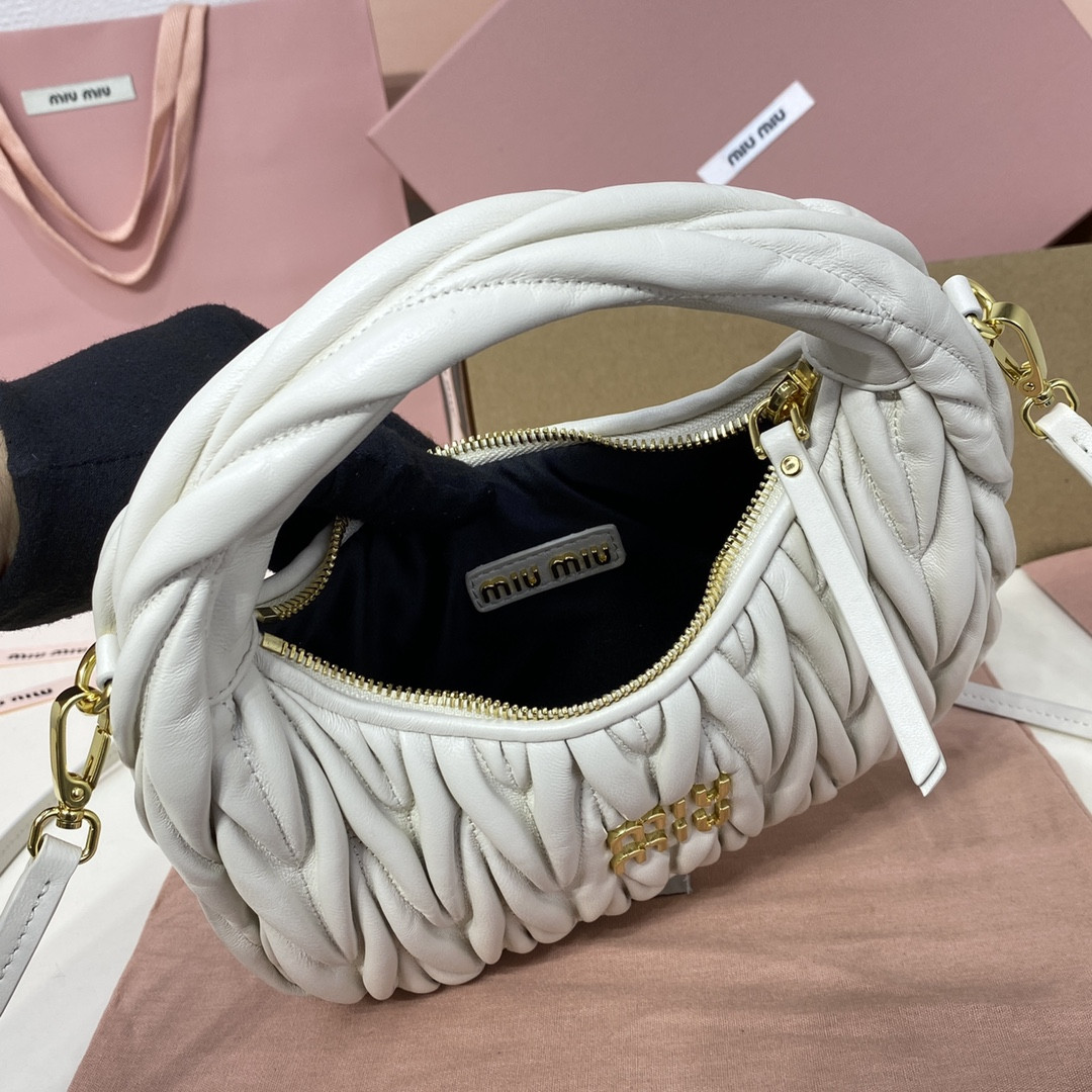 Miu Miu Wander matelassé nappa leather hobo bag 17x20x6cm