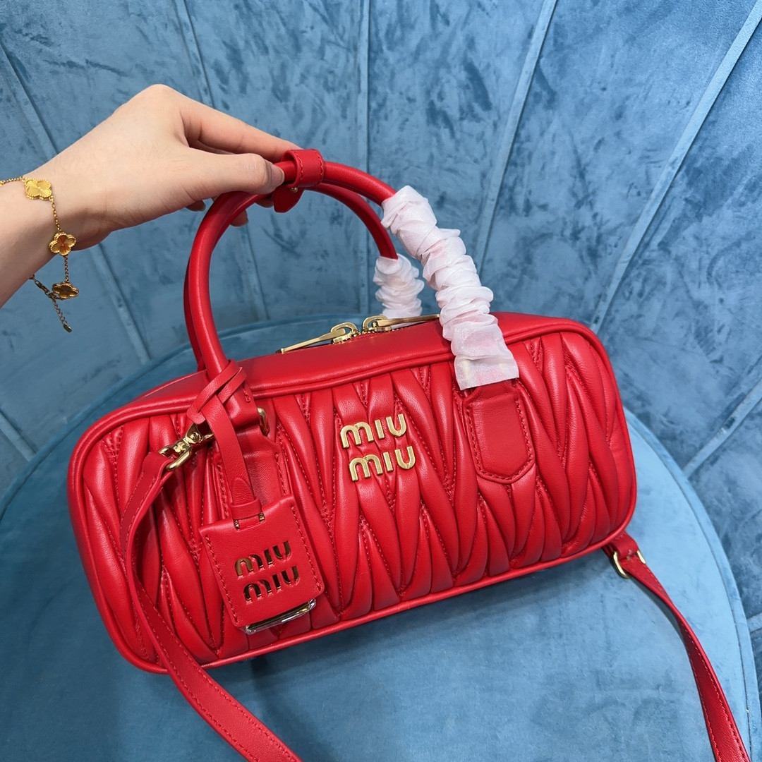 Miu Miu Arcadie matelassé nappa leather bag 12x27x9cm