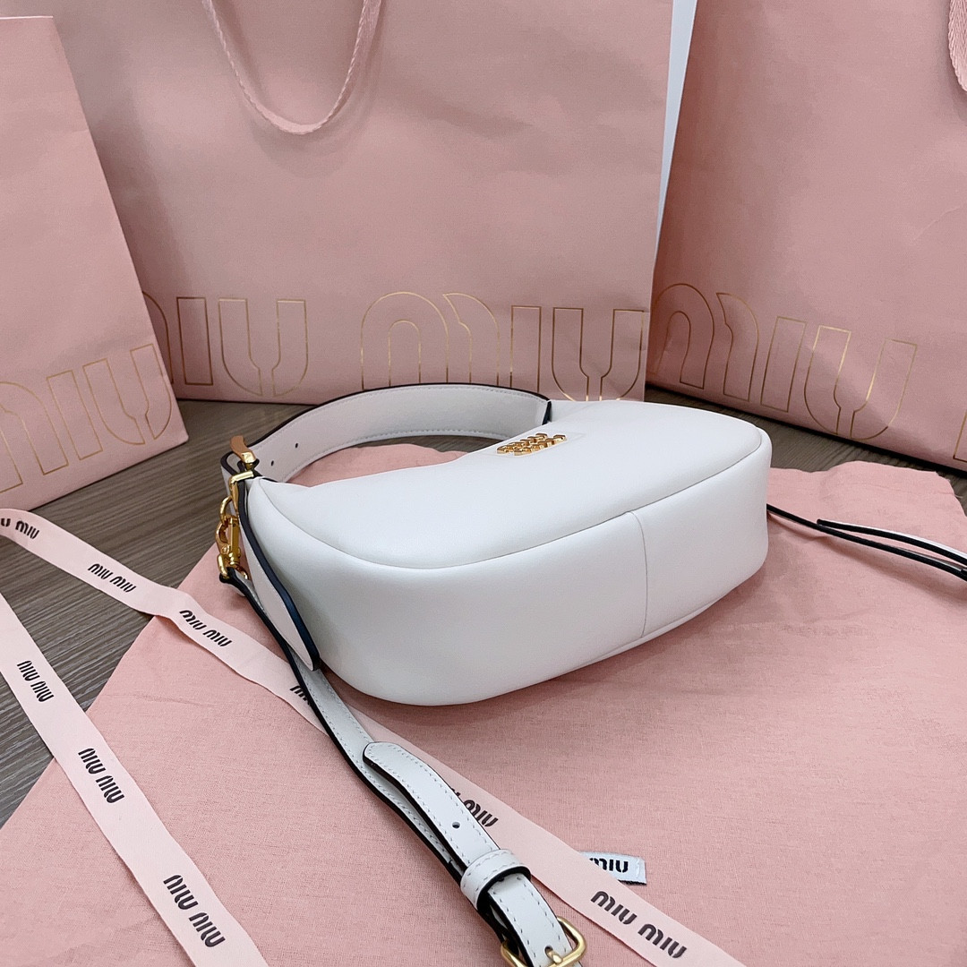 Miu Miu hobo bag 20X17X6Cm