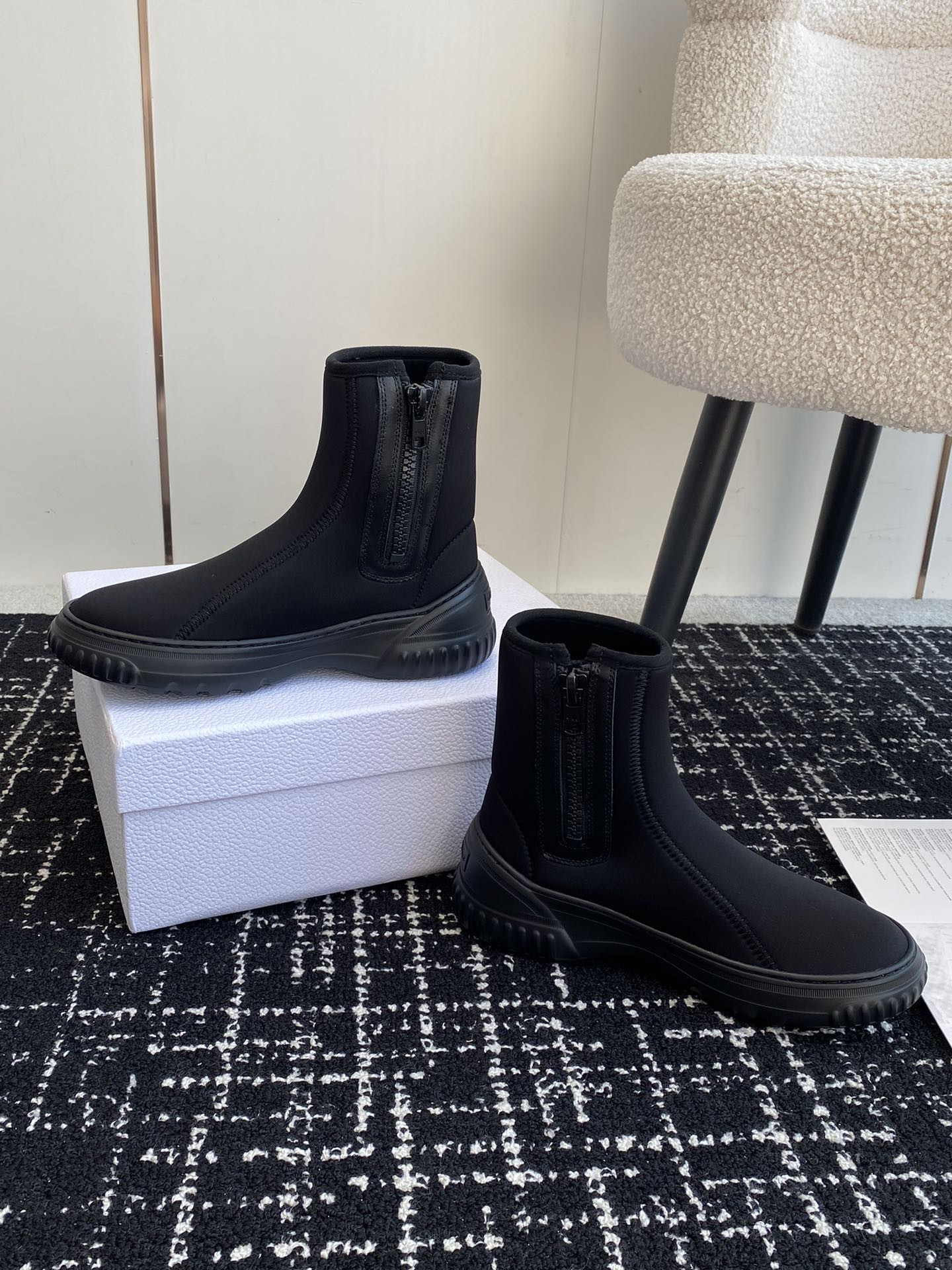 ua D*or boot