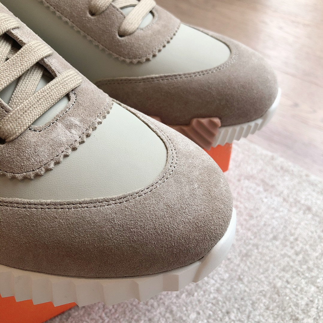 UA Hermès Bouncing Sneaker