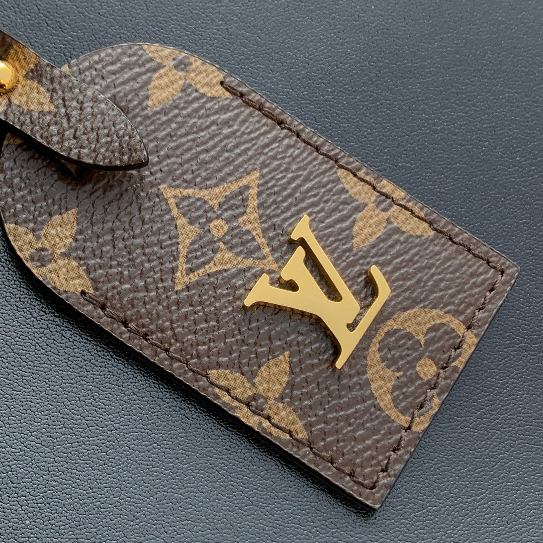 LV Nova PM M13140 31x20x9cm