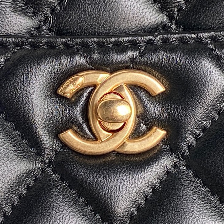 Ch*el shopping bag lambskin 24×32×12cm