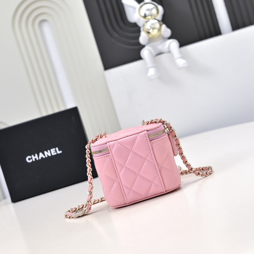 Ch*el small vanity with chain 8.5x11x7cm