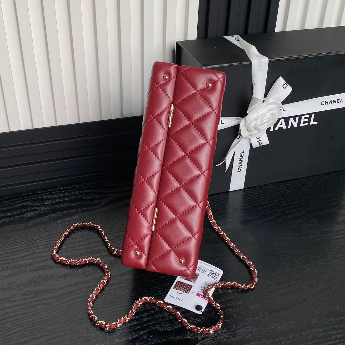 Ch*el box bag 15x22x7.5cm