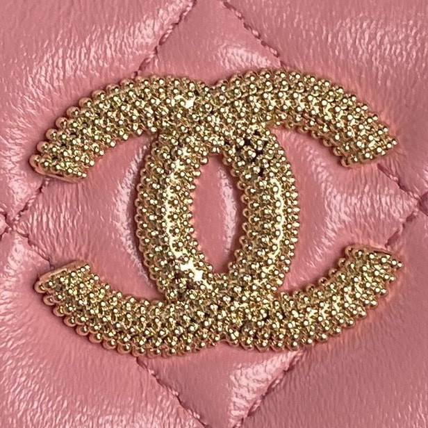 Ch*el vanity with chain  9.5x17x8cm