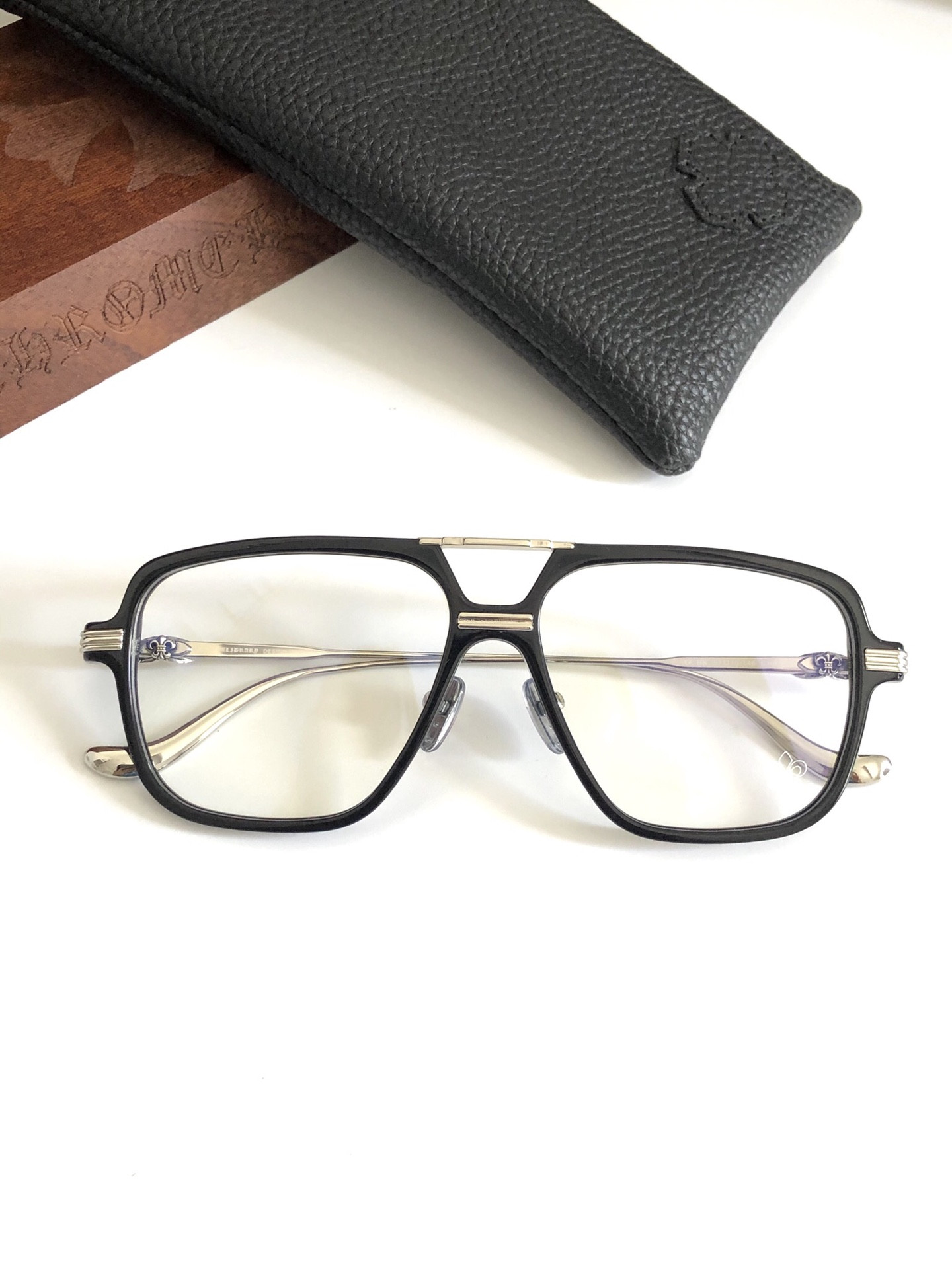 Ch**me He**ts glasses ch8182 57-15-148