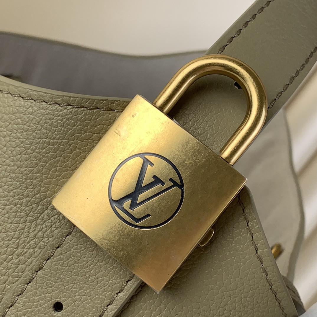 LV Low Key Hobo M24988 31.0x35.0x18.0cm