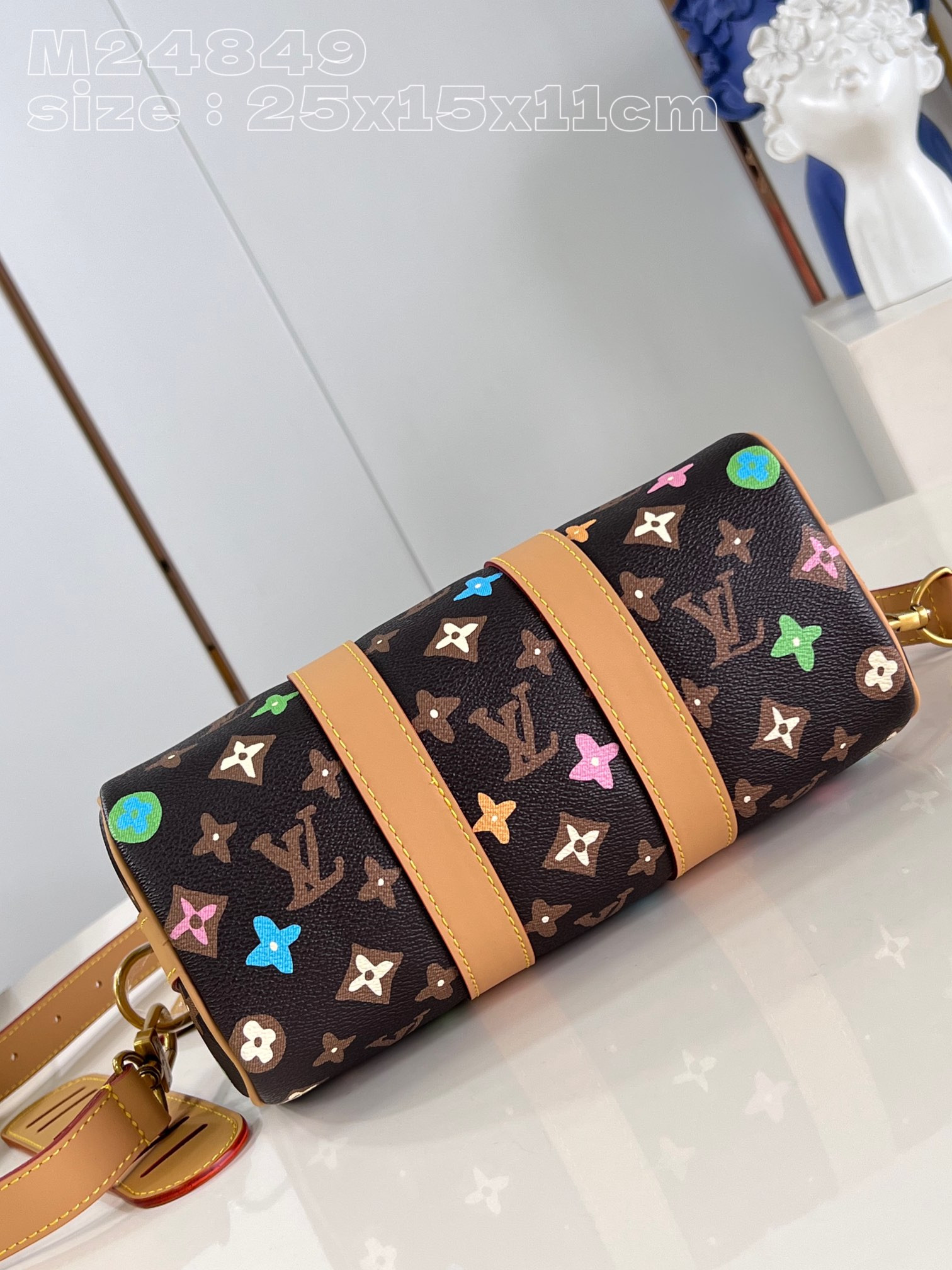 LV  Keepall Bandoulière 25 M24849 25 x 15 x 11cm