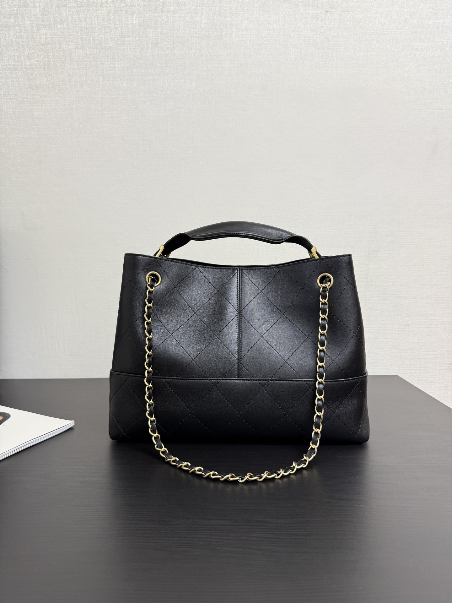 Ch*el small shopping bag as5634 24x36x14cm