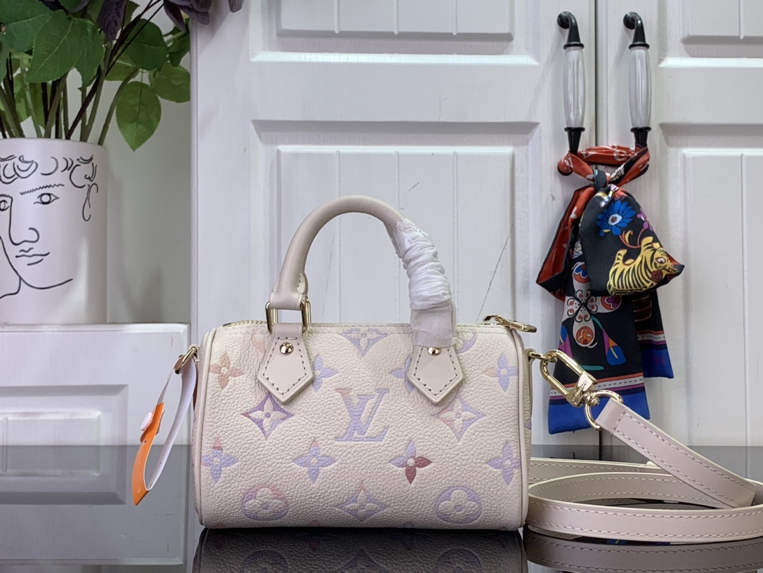 LV Nano Speedy M25591 10x7.5x16cm