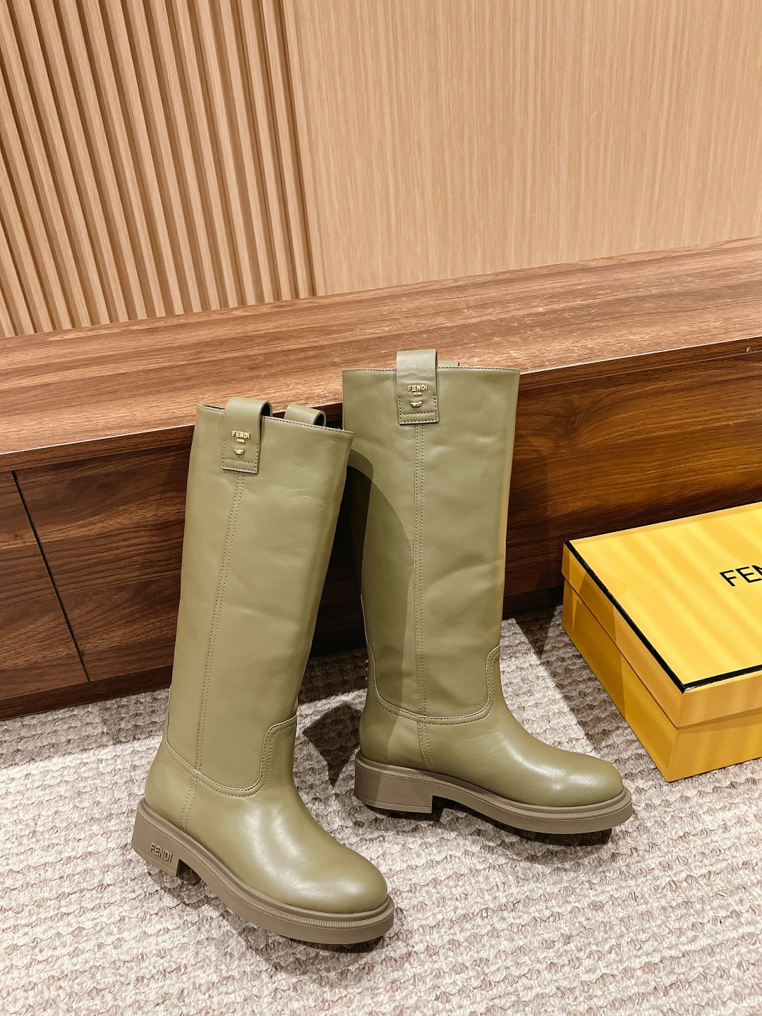 ua F**di filo green leather boots
