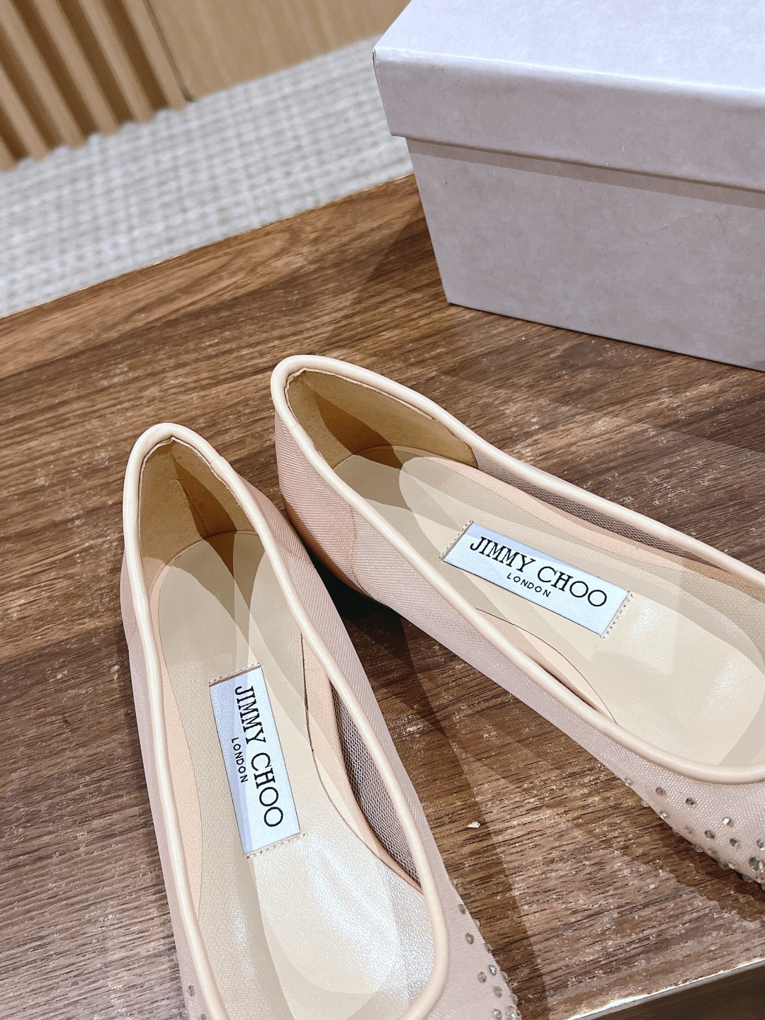 ua Ji*y Ch* flat shoes