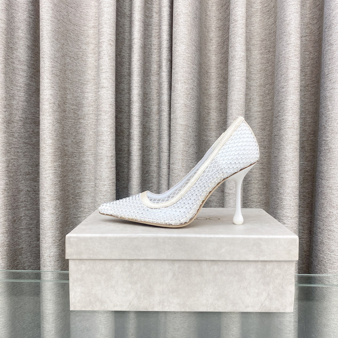 ua Ji*y Ch* ixia mesh pumps 8.5cm