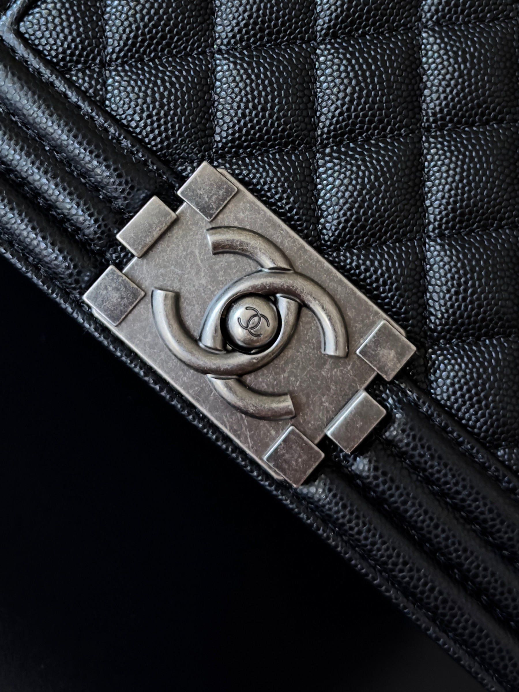 Chanel Boy Handbag 12x20x7cm