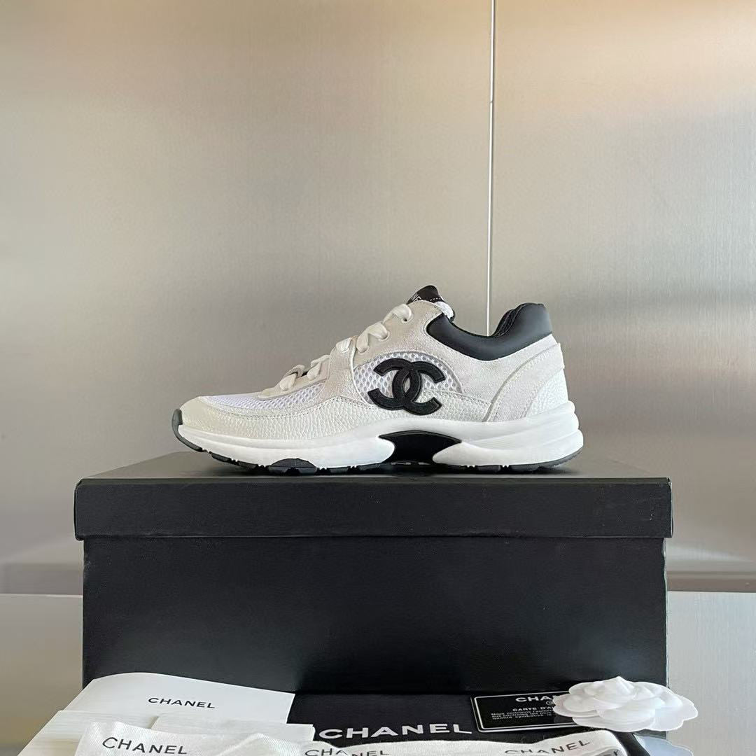 UA Ch**el SNEAKERS