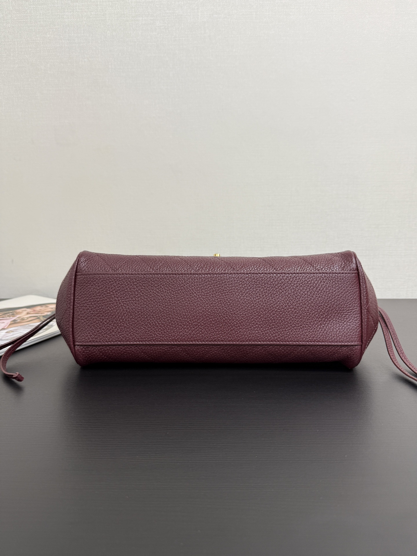 Chanel Small Tote AS6288 15x31x12cm