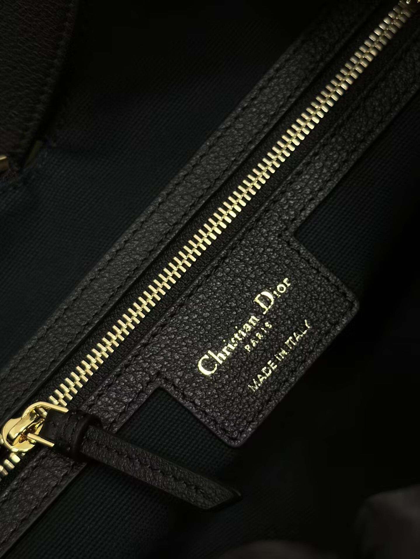 Dior Medium Dior Voyage Bag 28x18x12cm