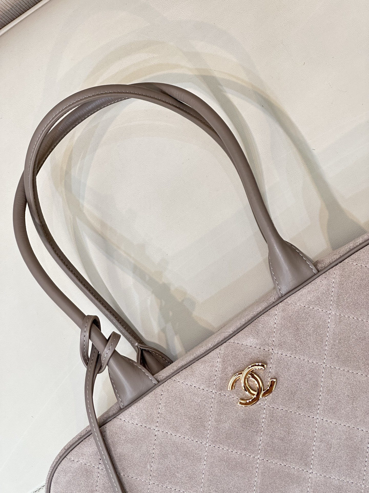 Chanel Bowling Bag 19x35x12.5cm