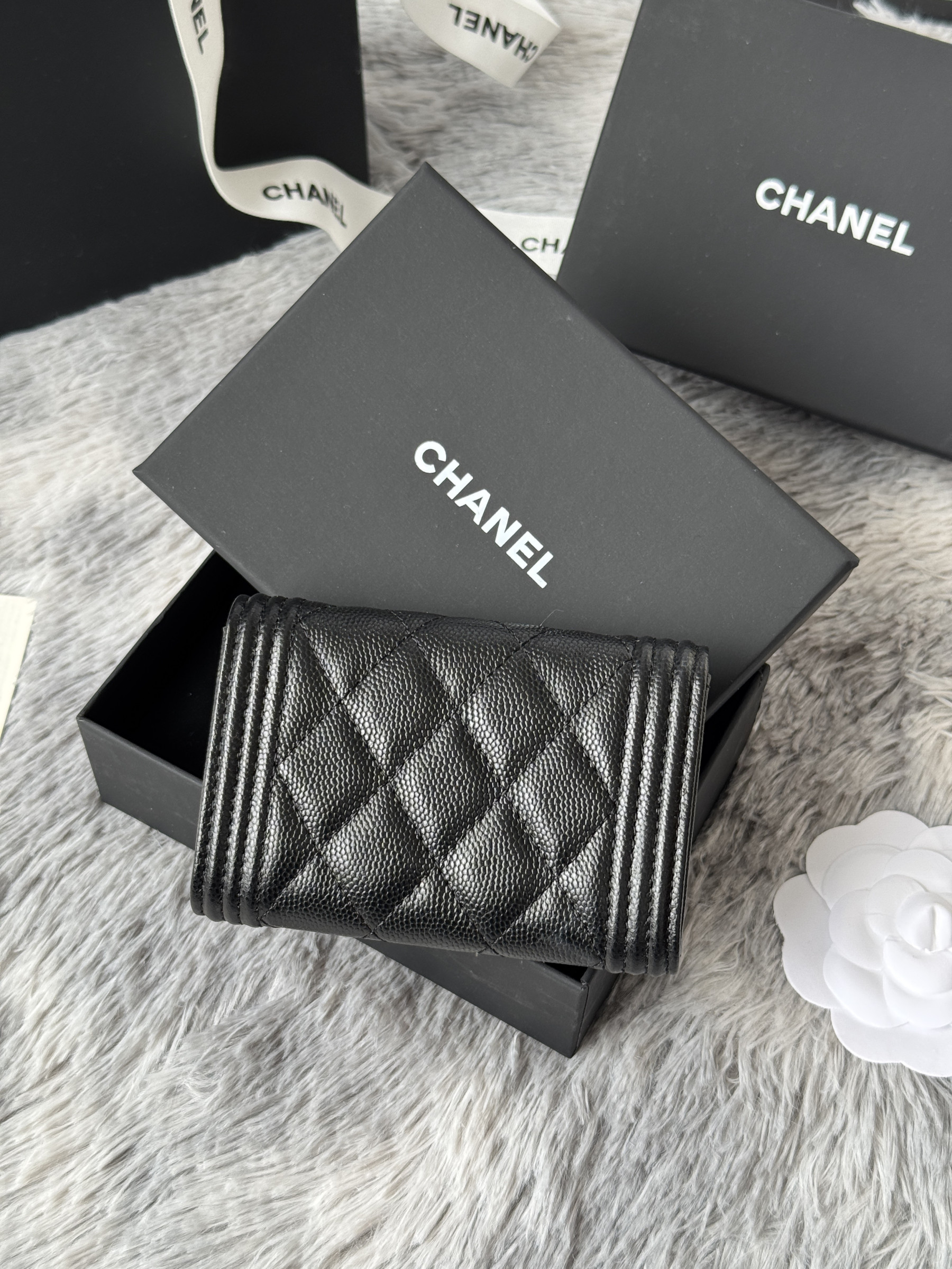 Chanel BOY CHANEL Flap Card Holder A80603 7.5x11.3x2.1cm