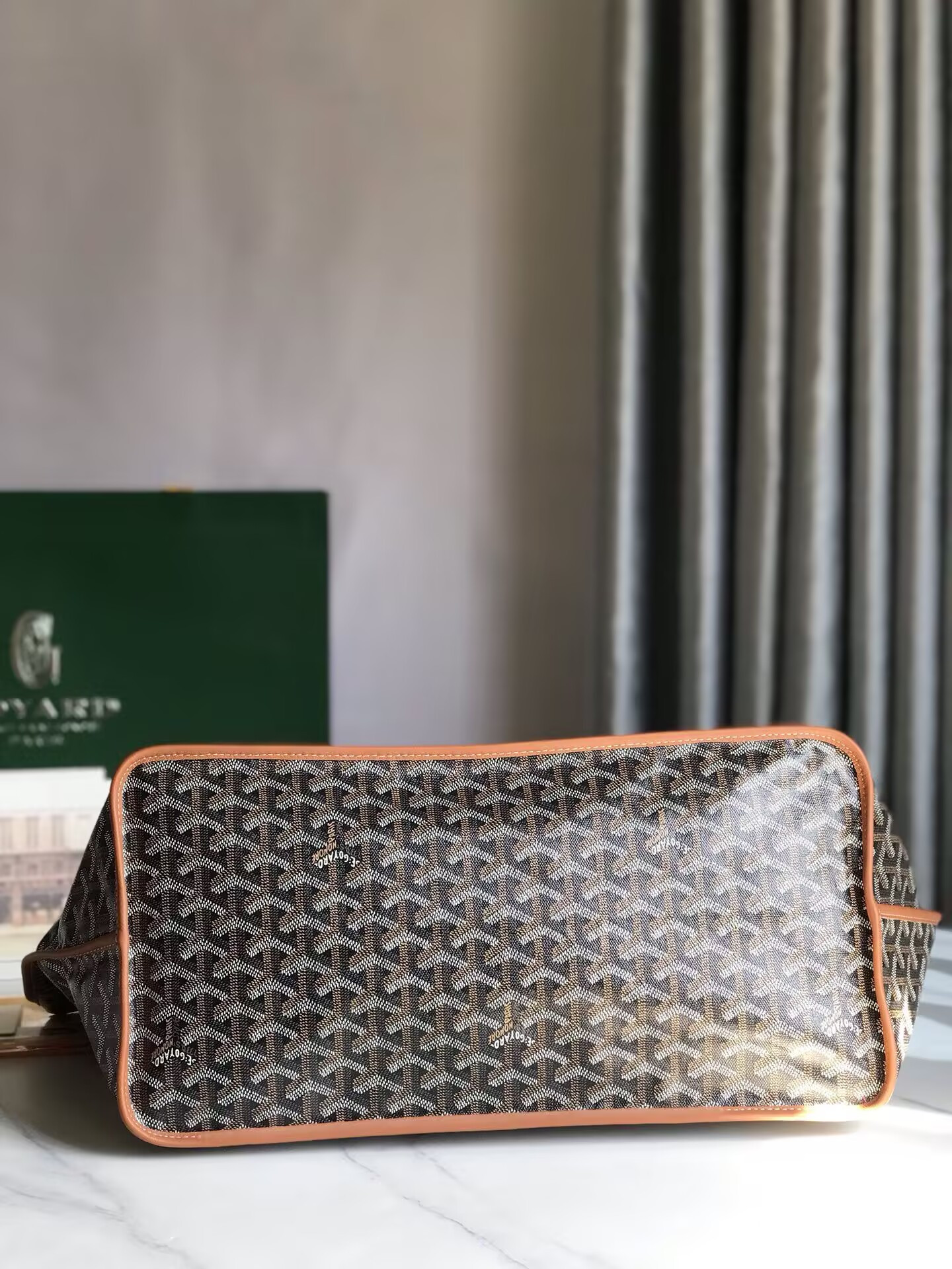 Goyard Anjou GM Bag 39x32x19cm