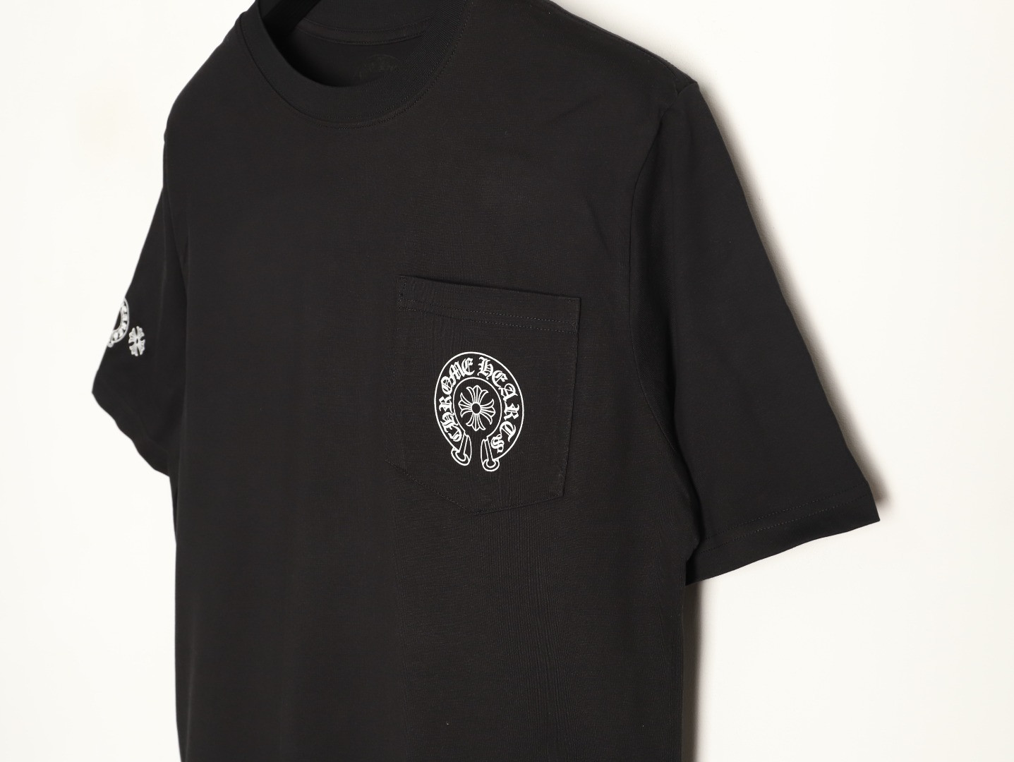Ch*0me He**ts short-sleeved t-shirt