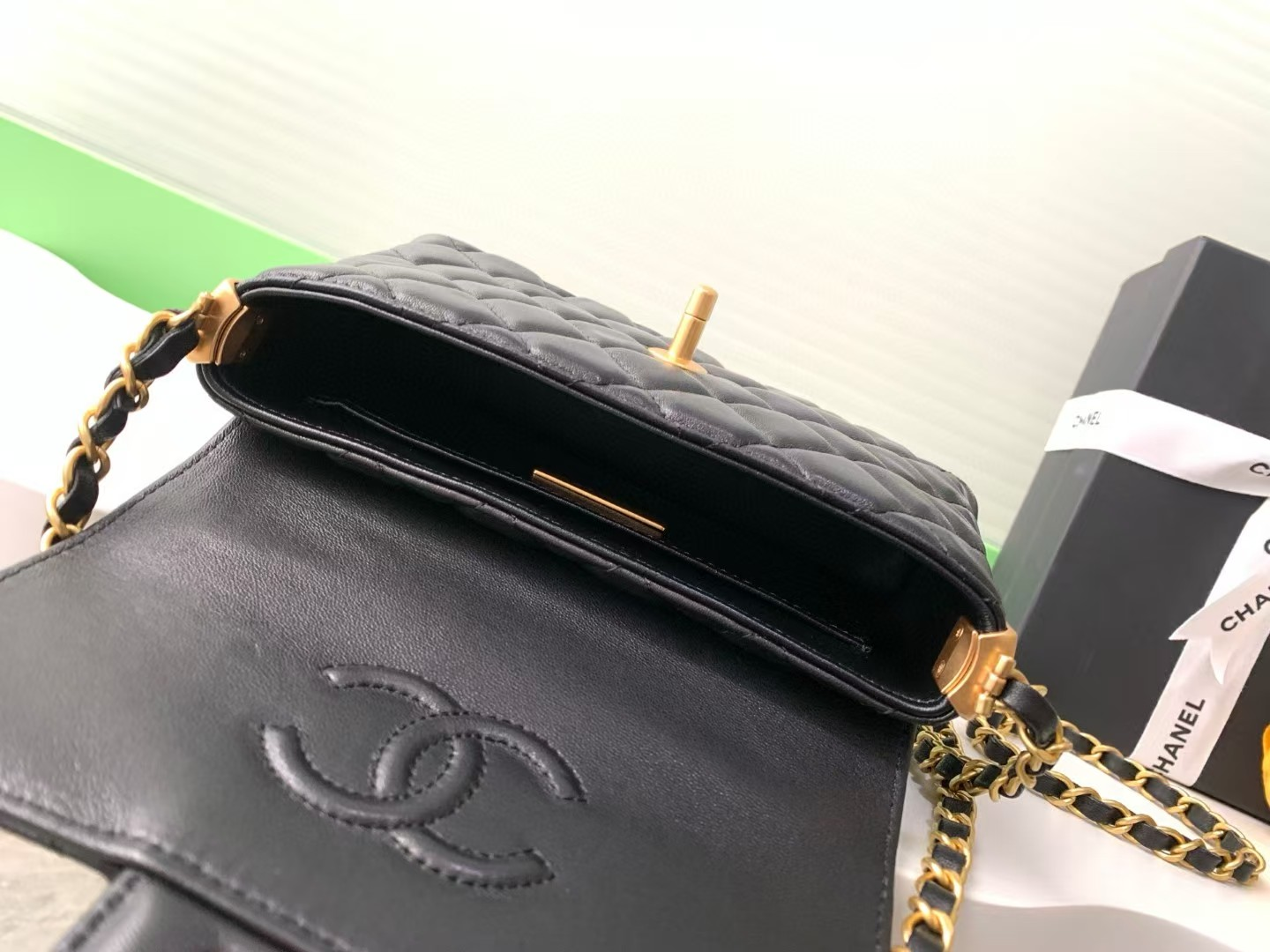 Ch**el Flap Handle Bag 14x20x6cm