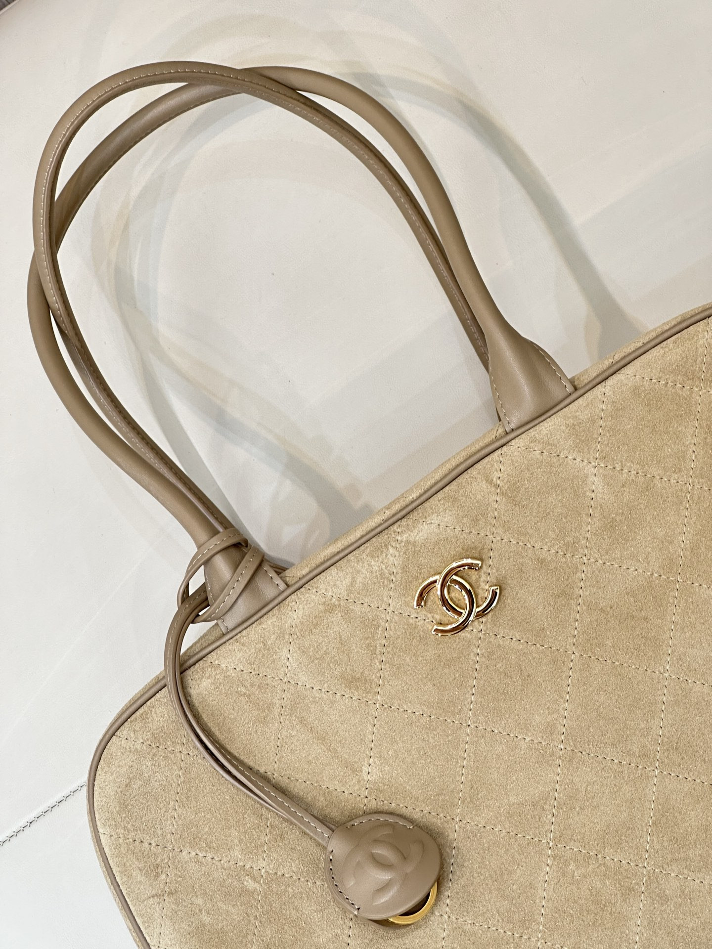 Chanel Bowling Bag 19x35x12.5cm