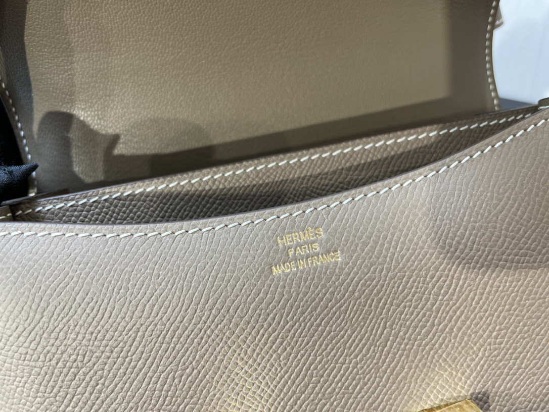 H**me5 Constance 19 Epsom Gold Hardware 7.25" x 6.25" x 2.25"