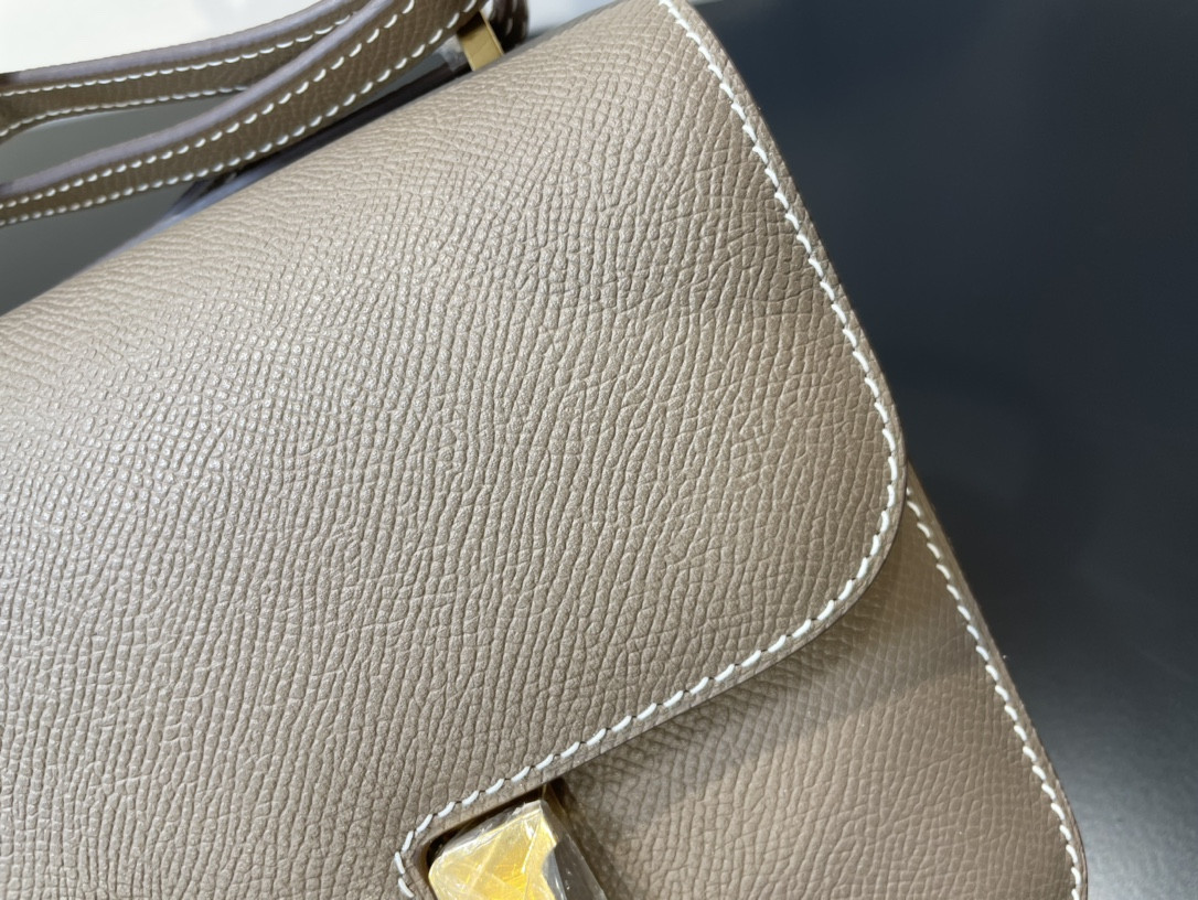 H**me5 Constance 24 Epsom leather gold hardware 9.4"x5.9"x3"