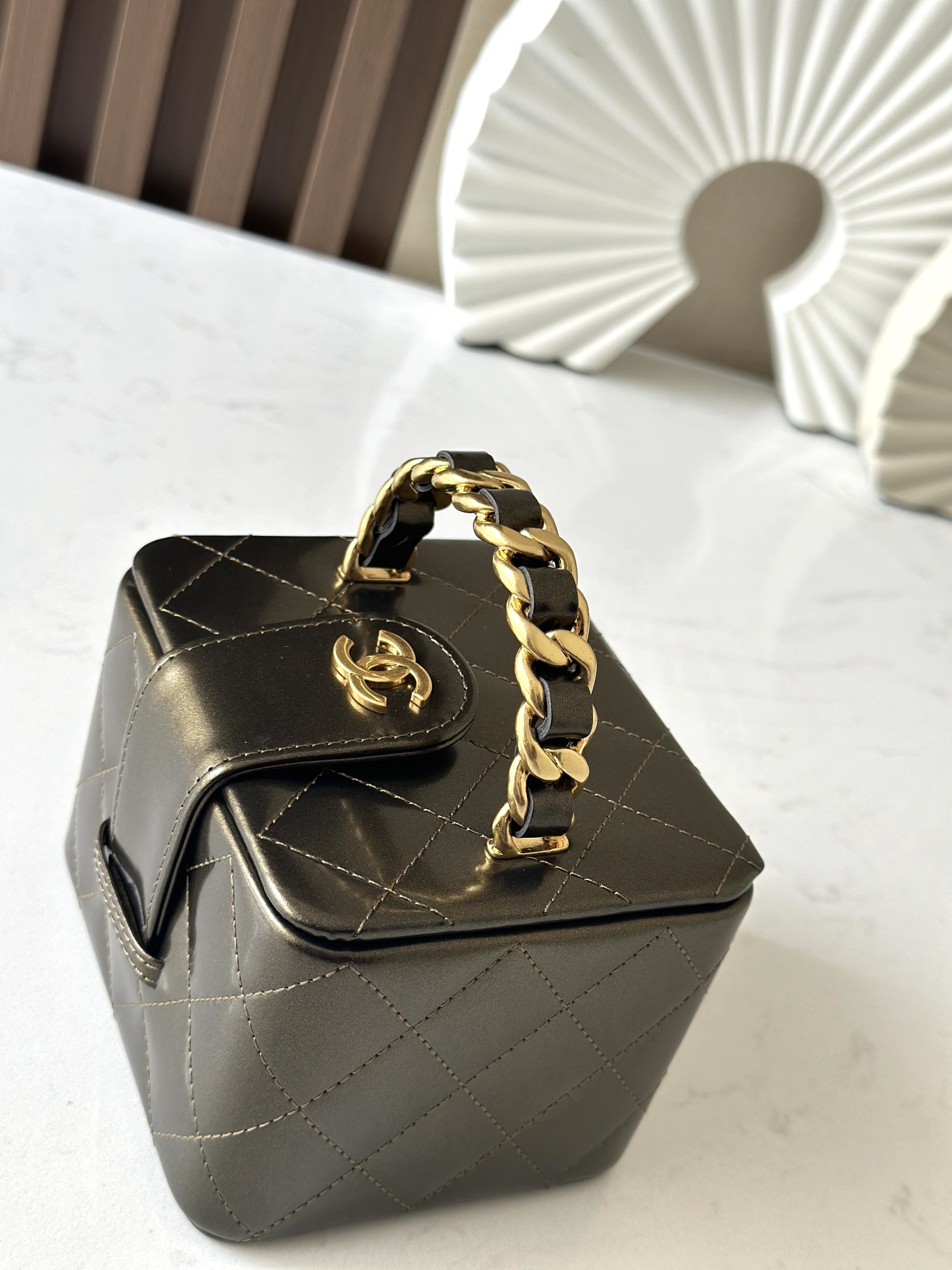 Chanel Vintage Cosmetic Bag 11x9.5x8.5cm