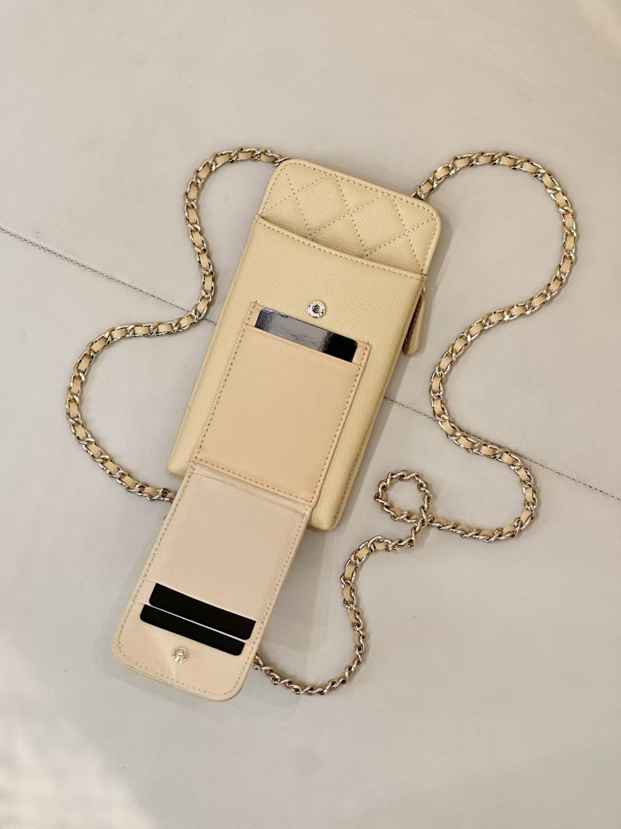Ch**el Phone Bag 18x9x3cm