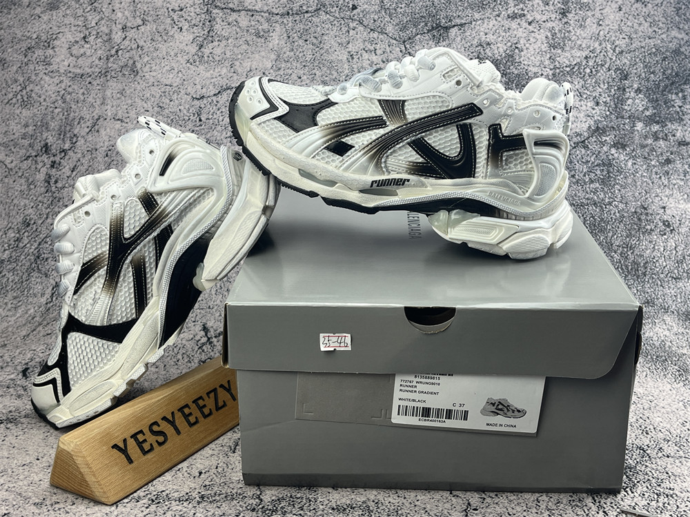 UA Balenciaga Runner Sneaker
